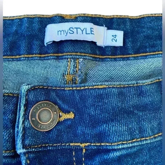 NWOT, My STYLE, Plus-Size Distressed Denim Jeans With Frayed Hem, 24W, Blue - Picture 3 of 9